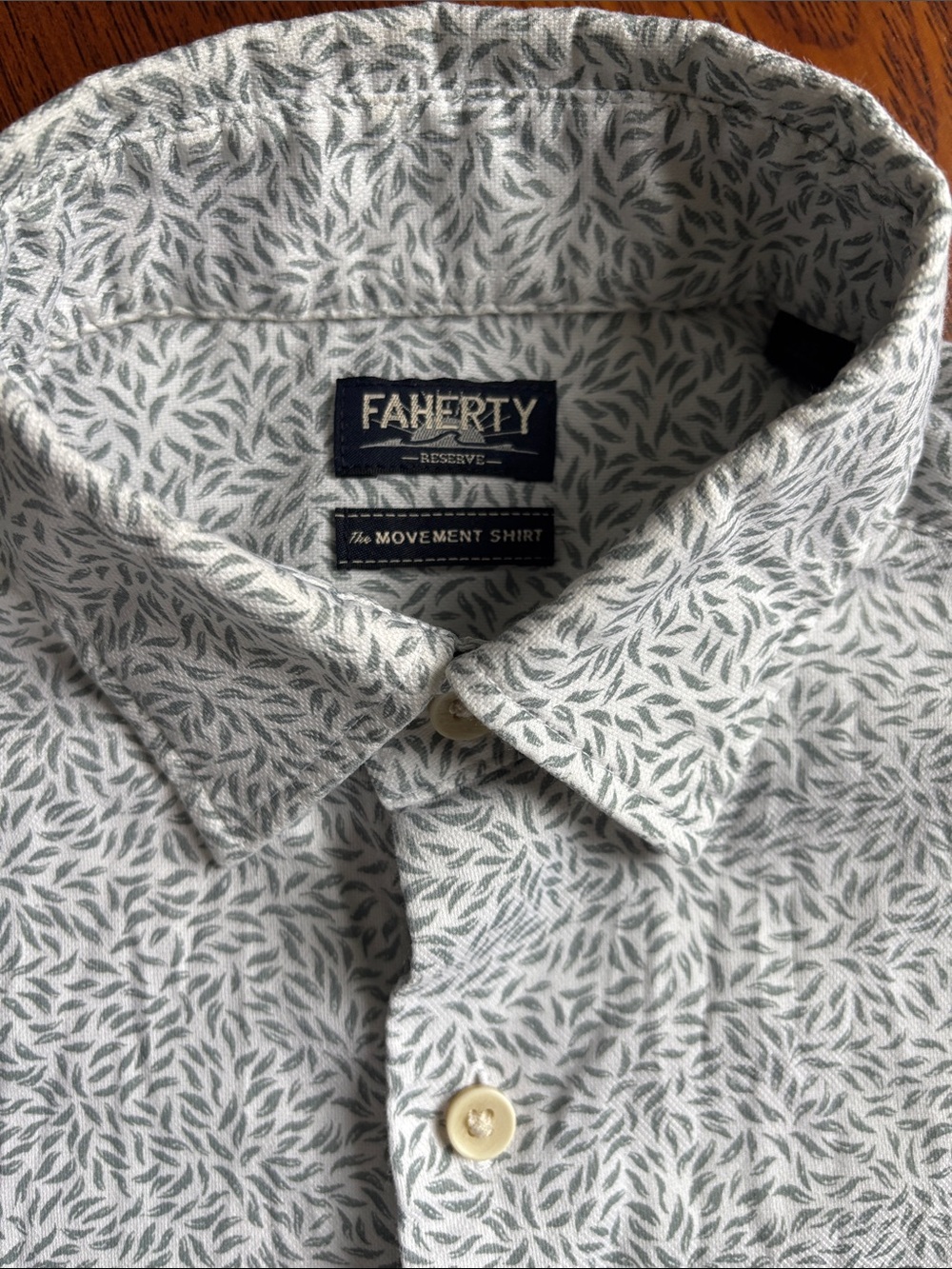 Faherty Light Green Leaf-Print Casual Button Down Shirt